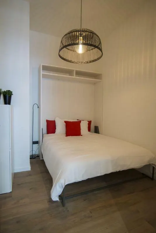 Huize Lily, Oostende 14P. Villa 0*, Ostend