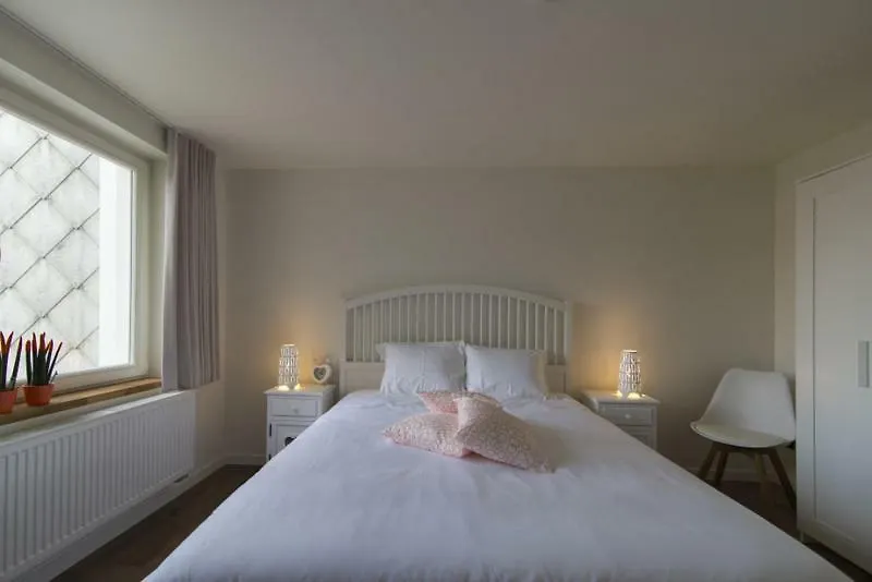 Huize Lily, Oostende 14P. Villa 0*, Ostend Belgium