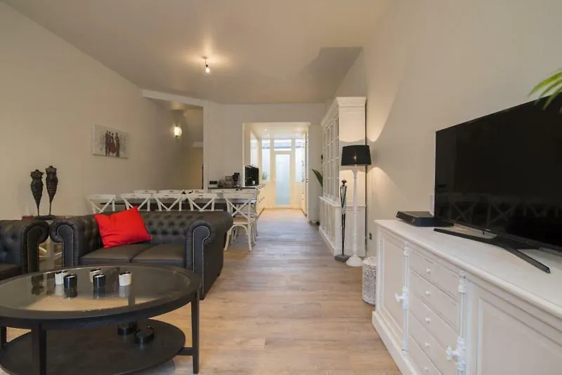 Huize Lily, Oostende 14P. Villa 0*, Ostend Belgium