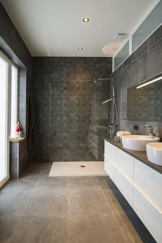 Huize Lily, Oostende 14P. Villa Holiday home Ostend